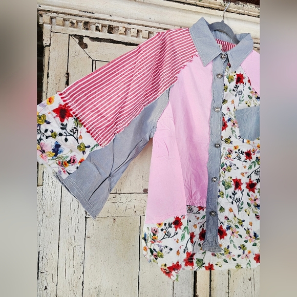 NEW POL Patchwork Button Down Shirt Boho Floral sz M - Picture 5 of 8